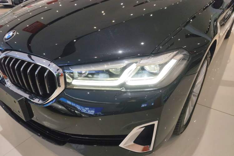 Used BMW 5 Series New Energy 2021 535Le Luxury Package
