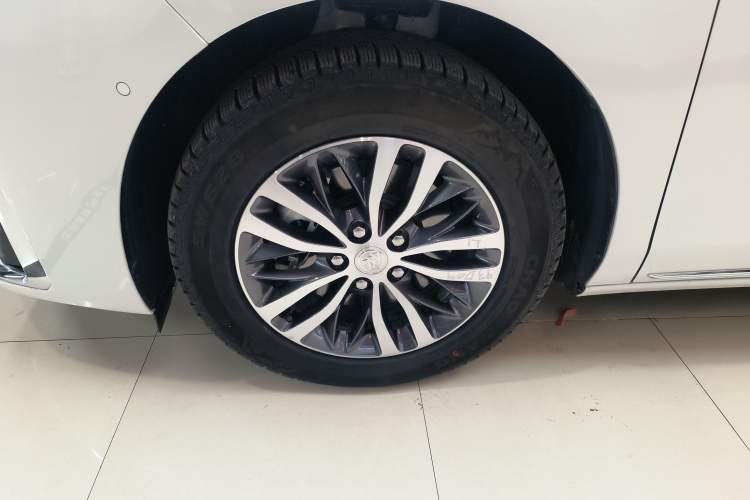 Used Buick GL8 2023 ES Lu Zun Deluxe Model
