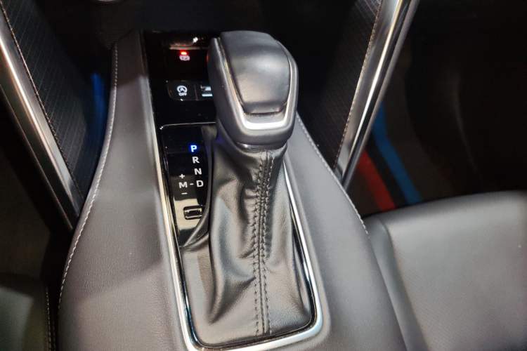 Used Toyota Venza 2023 2.0L CVT Two-Wheel Drive Prestige Version
