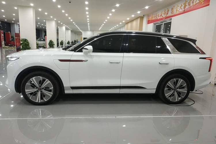 Used Hongqi E-HS9 2022 690 km Range Flagship Edition Six Seats
