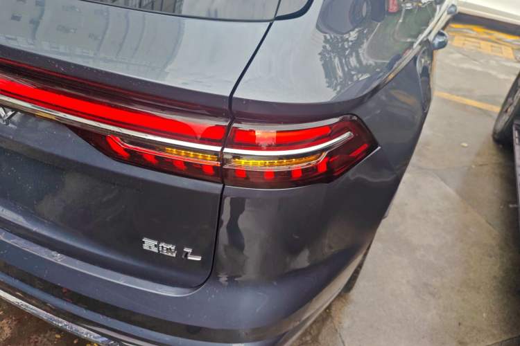 Used Geely Auto Monjaro L 2024 2.0TD High-Power Automatic Two-Wheel Drive Yunqi Version
