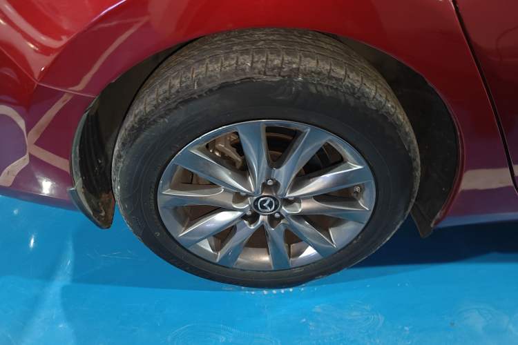 Used Mazda Atenza 2021 2.0L Blue Sky Luxury Edition
