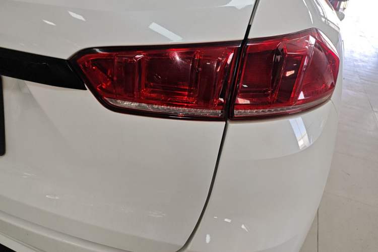 Used Wey VV7 2017 2.0T Flagship Edition
