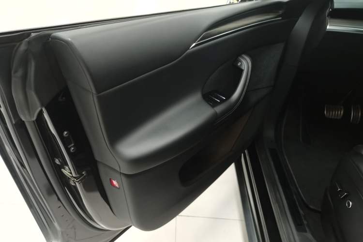 Used Tesla Model X 2023 Dual-Motor All-Wheel-Drive Version
