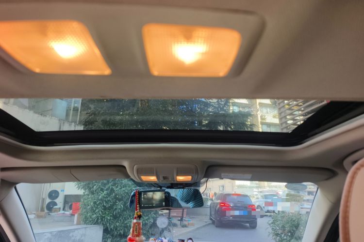 Used Mazda CX-5 2015 2.0L Automatic Two-Wheel Drive Urban Version
