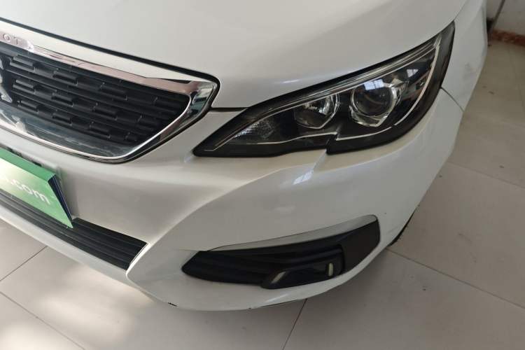 Used Peugeot 308 2016 1.6L Manual Fashion Edition
