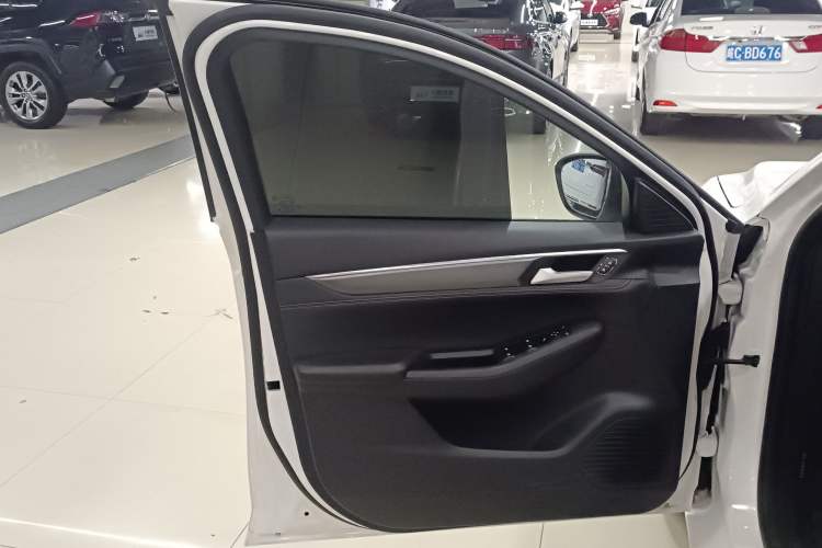 Used Ford Escort 2021 1.5L Automatic Diamond Edition
