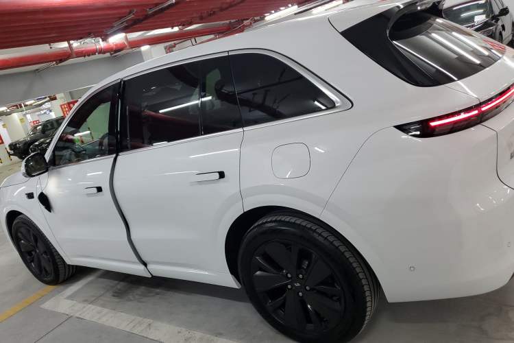 Used Li Auto L6 2025 Max Smart Refresh Edition
