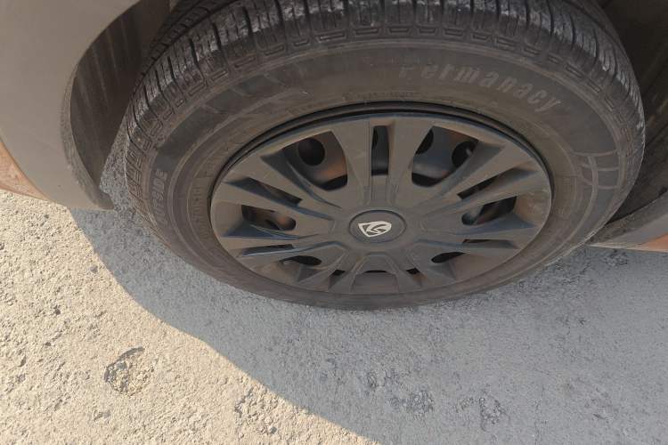 Used Baojun 310 2016 1.2L manual Comfort trim level