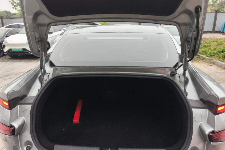 Used XPeng P7 2022 586G
