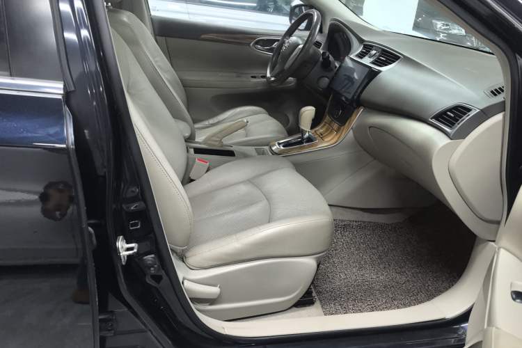 Used Nissan Sylphy 2014 1.6XV CVT Deluxe Edition
