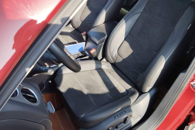 Used Volkswagen Tiguan 2013 2.0 TSI Automatic All-Wheel-Drive Flagship Edition
