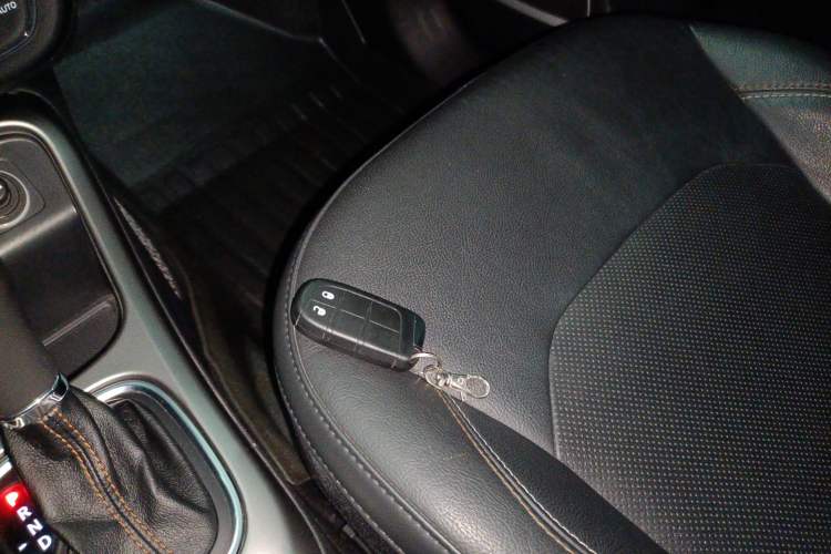 Used  Compass 2017 200T Automatic Family Edition