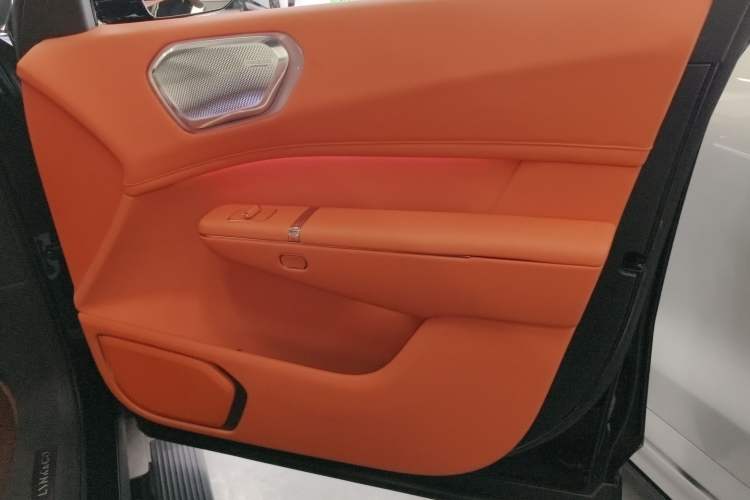 Used Lynk & Co 900 2025 1.5T Ultra
