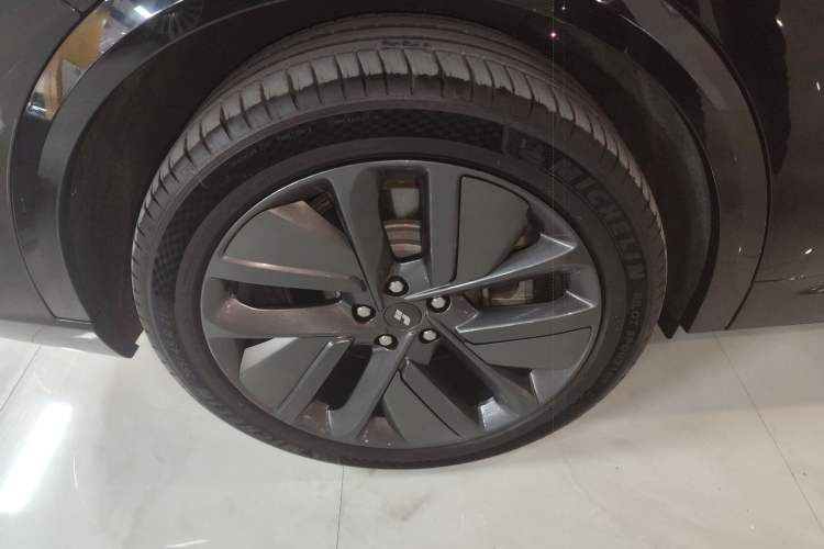 Used Li Auto L9 2024 Ultra Model
