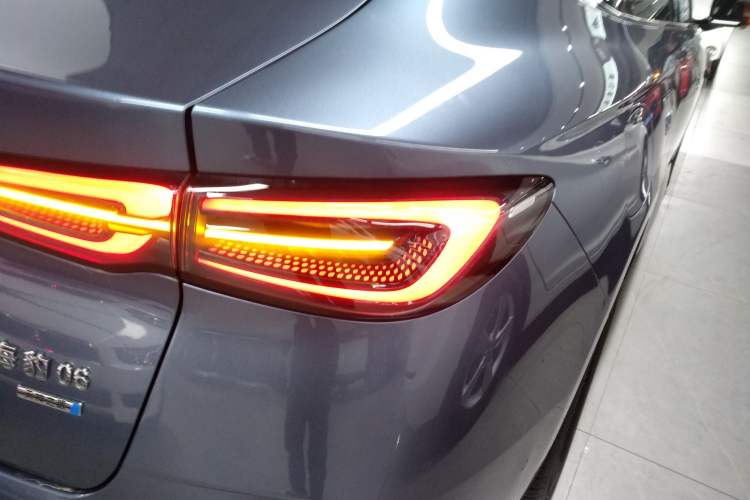 Used BYD Seal 06 New Energy 2025 DM-i Smart Drive 120KM Prestige Model
