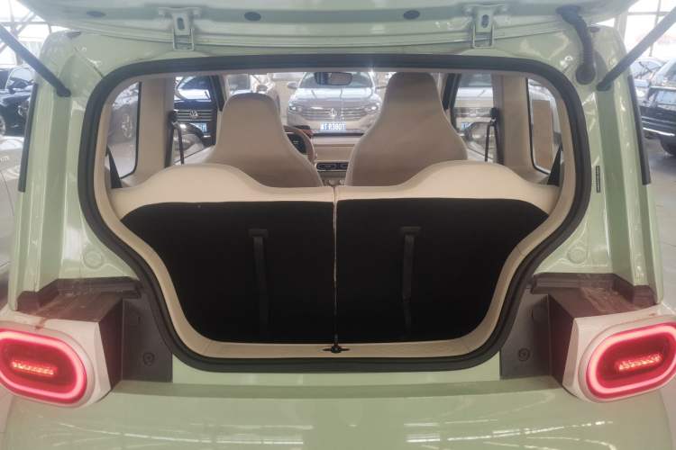 Used Wuling Hongguang MINIEV 2024 3rd Generation 215km Youth Edition
