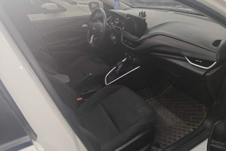 Used Chevrolet Cavalier 2022 325T Automatic Enjoyment Edition
