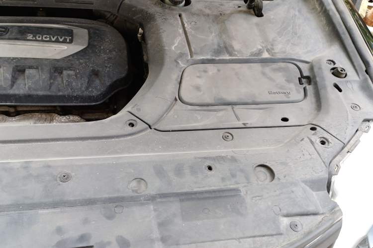 Used Geely Auto Emgrand X7 Sport 2016 2.0L Manual Smart Connect Version
