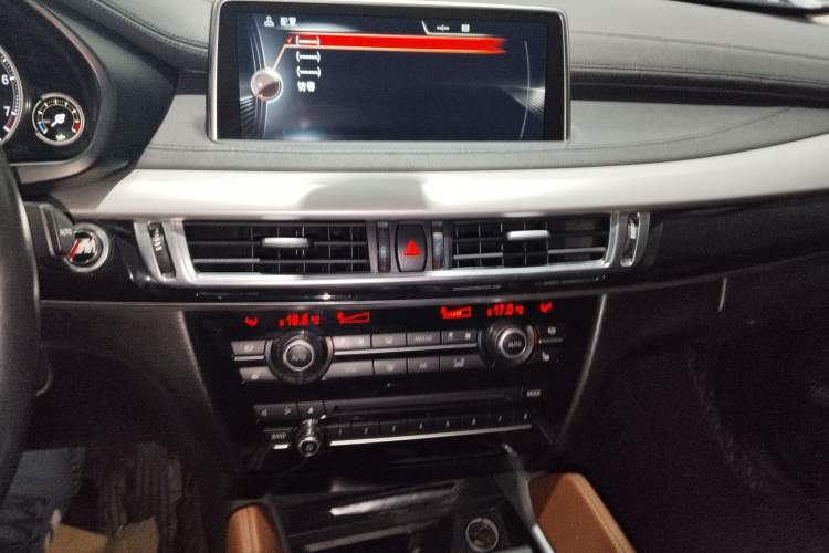 Used BMW X6 2015 xDrive35i Leading Model
