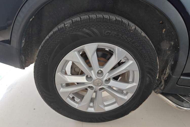 Used Nissan X-Trail 2015 2.0L CVT Comfort MAX Edition 2WD
