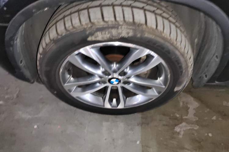 Used BMW X6 2014 xDrive35i Sport model
