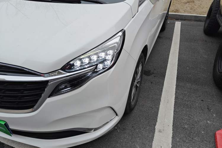 Used Buick GL8 2021 ES Landtrek 653T Comfort Edition