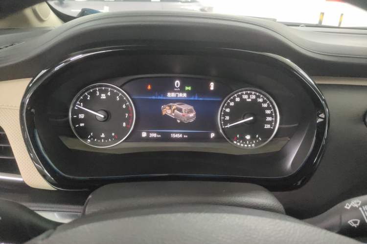 Used Buick GL8 2023 Facelifted Land Cruiser Executive Luxury Version
