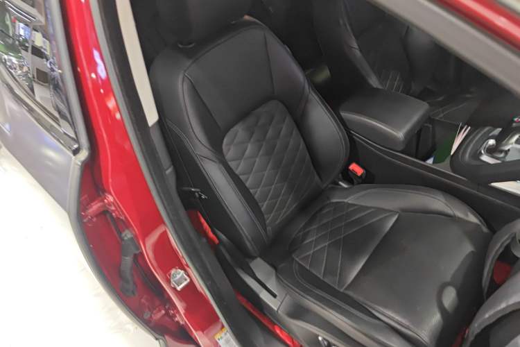 Used Jaguar E-PACE 2018 P250 HSE China VI
