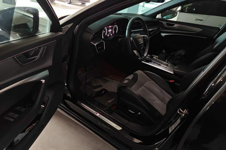 Used Audi A6L 2023 Revised 45 TFSI Prestige Dynamic Edition