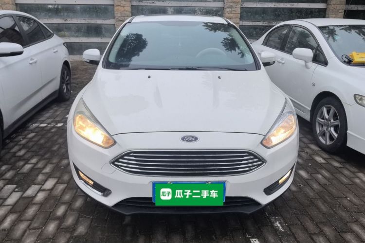 Used Ford Focus 2018 Sedan Classic EcoBoost 125 Automatic Supercharged Style SmartDrive Edition
