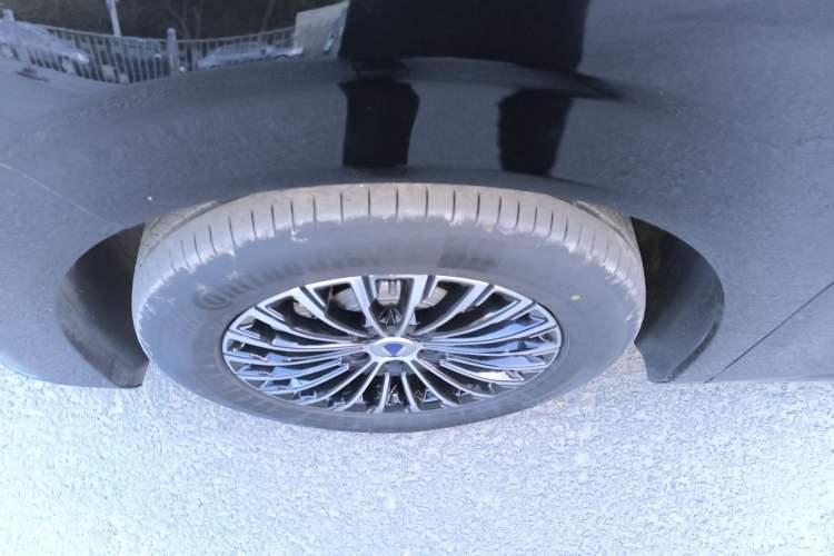 Used Denza D9 2024 DM-i 980 Four-Wheel Drive Prestige Model
