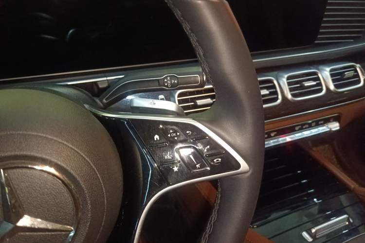 Used Mercedes-Benz GLE 2025 GLE 350 4MATIC Stylish Model
