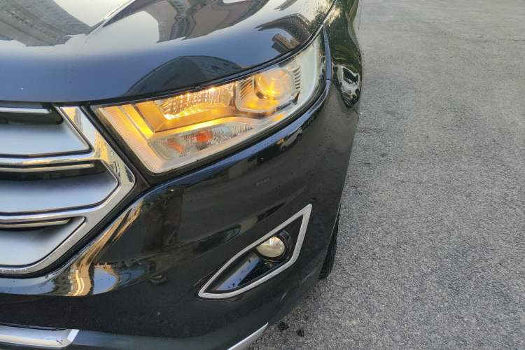 Used Ford Edge 2015 2.0T GTDi Two-Wheel-Drive Elite Edition