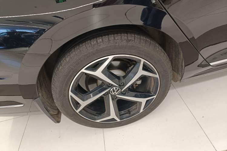 Used Volkswagen Passat 2024 380TSI Starry Luxury Edition