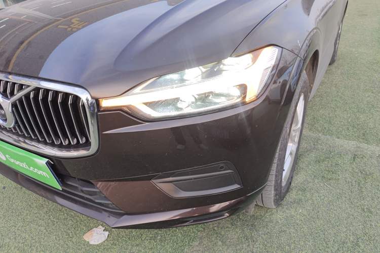 Used Volvo XC60 2019 T5 4x4 Smart Edition China V Standard
