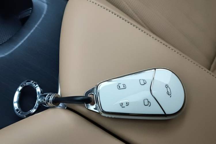 Used VOYAH Dream 2022 Low-Carbon Edition Dream+ Smart Enjoyment Package
