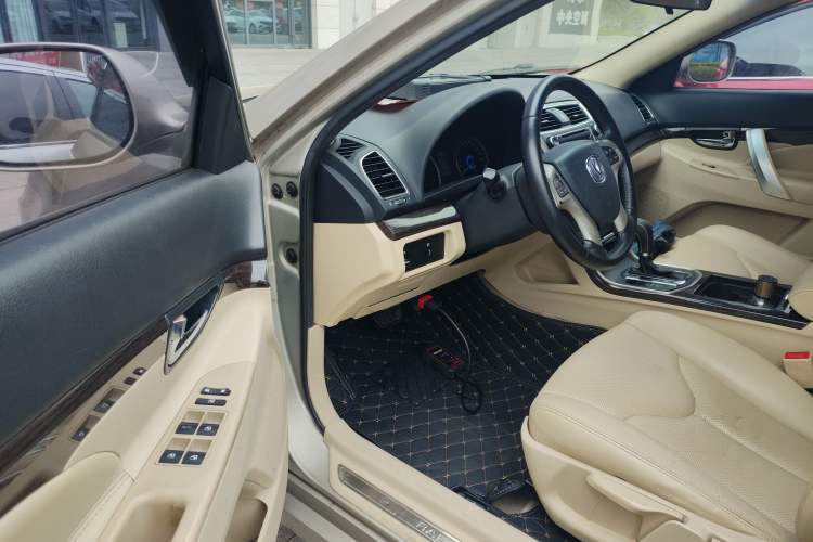 Used Changan Raeton 2014 1.8T Automatic Elite Anniversary Edition China IV Standard