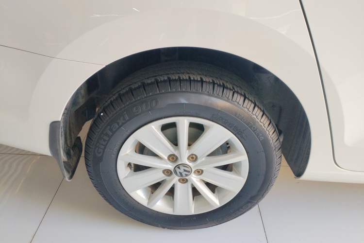 Used Volkswagen Jetta 2015 Value Edition 1.6L Automatic Fashion Version
