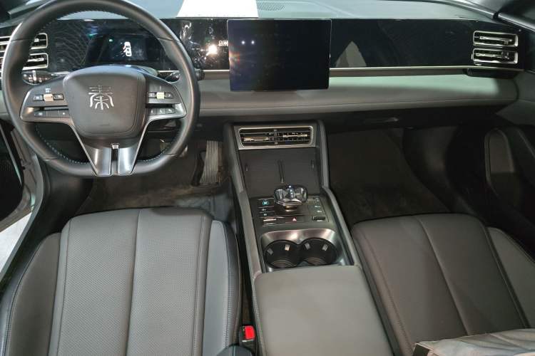 Used BYD Qin L 2024 DM-i 80KM Leading Model