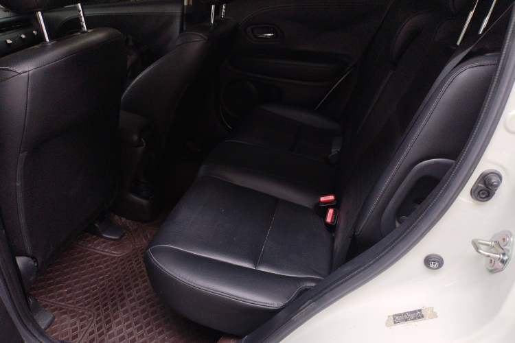 Used Honda Vezel 2020 1.5L CVT Pioneer Edition
