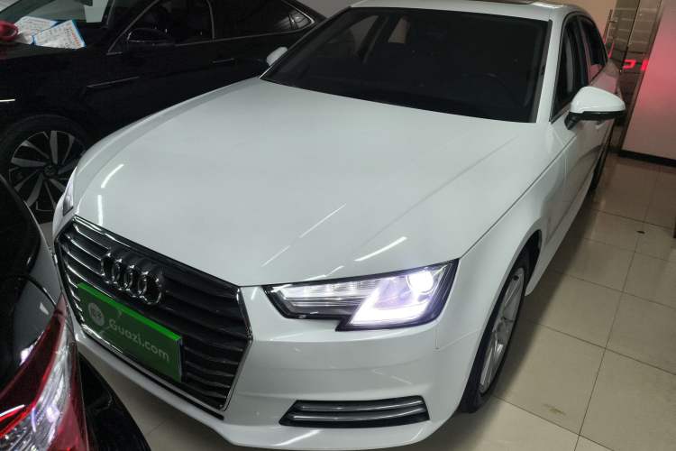 Used Audi A4L 2017 Plus 40 TFSI Ambition Model
