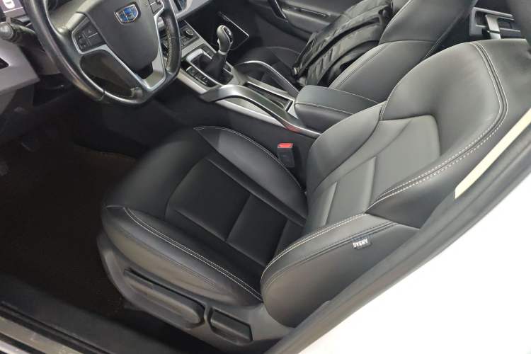 Used Geely Auto Emgrand X7 Sport 2016 2.0L Manual ZhiShang Version