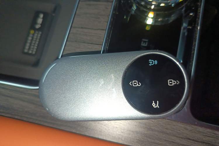 Used Hima AITO M9 2024 Range-Extended Ultra Version 42 kWh 6-Seater Model
