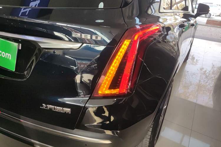 Used Cadillac XT5 2020 28T Luxury Version
