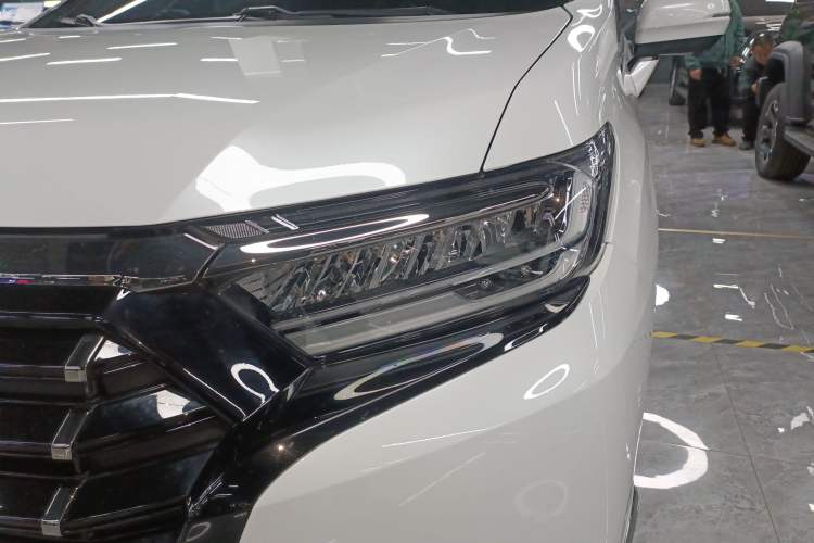 Used Honda Elysion 2022 2.0L eHEV Luxury First Edition