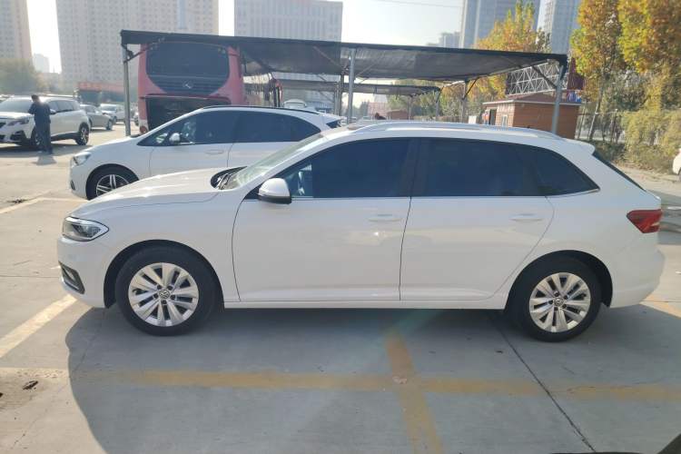 Used Volkswagen Lavida 2019 Hatchback 200TSI DSG Comfort Edition China VI
