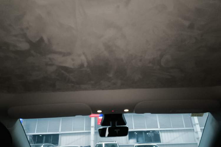 Used Tesla Model Y 2021 Long-Range All-Wheel-Drive Version
