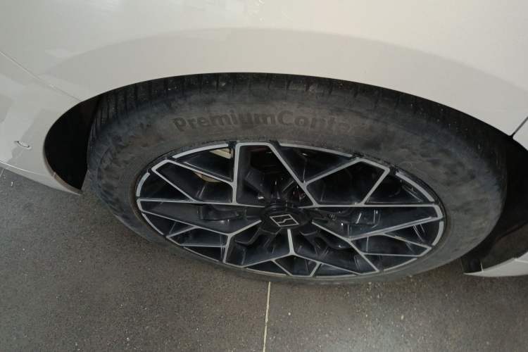 Used Zeekr 001 2025 YOU Edition 100 kWh All-Wheel Drive