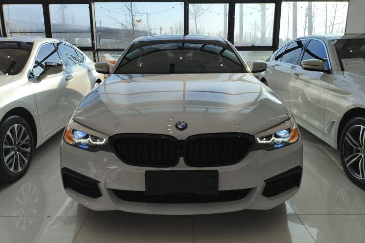 Used BMW 5 Series 2020 525Li M Sport Package